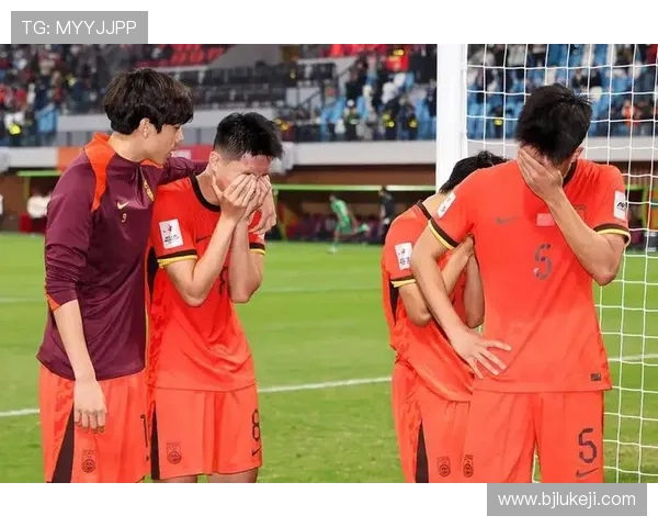 国青热身赛裁判争议凸显真刀真枪练兵 三分疲软成世青赛最大隐患